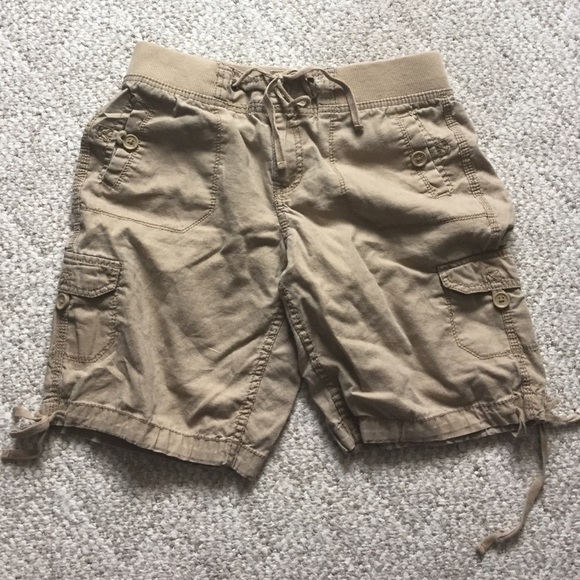 Brown shorts