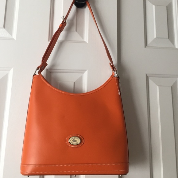 Dooney and Bourke bag! Brand new with a tag