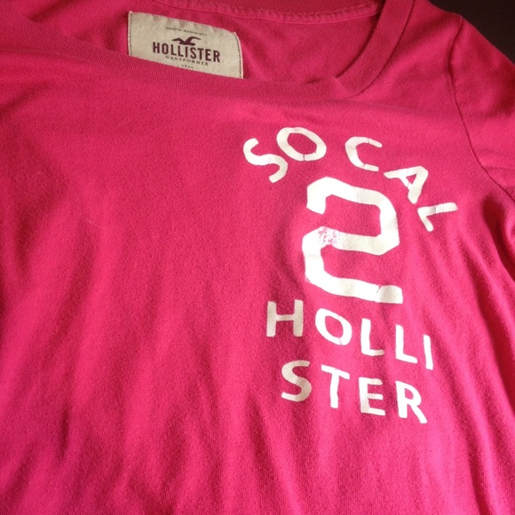 Hollister hot pink long sleeve graphic shirt