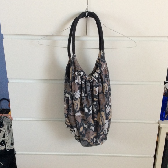 OLD NAVY FLORAL TOTE BAG