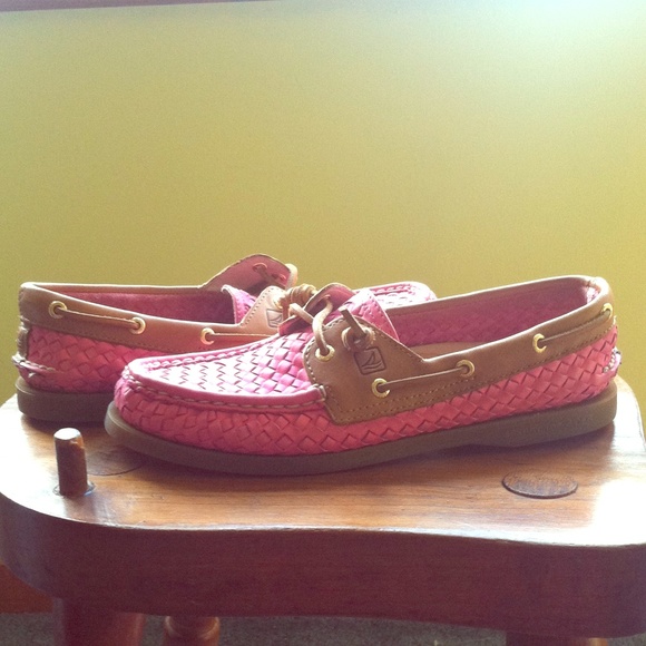Sperry Shoes - New sperries