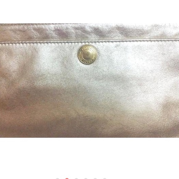 Vintage Coach Leather Gold Wristlet - Picture 2 of 4