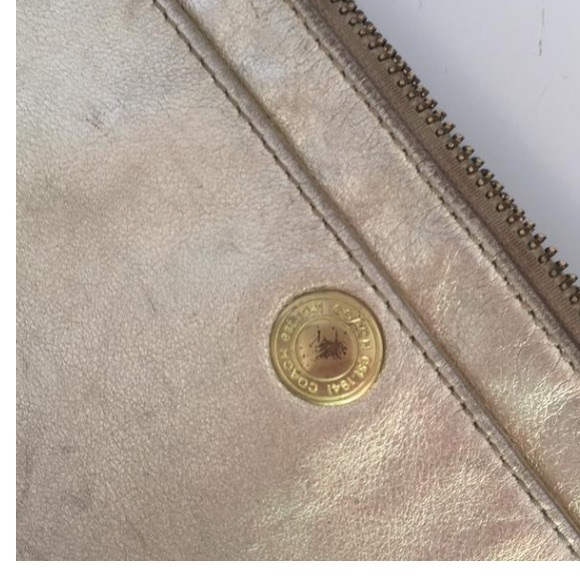 Vintage Coach Leather Gold Wristlet - Picture 4 of 4