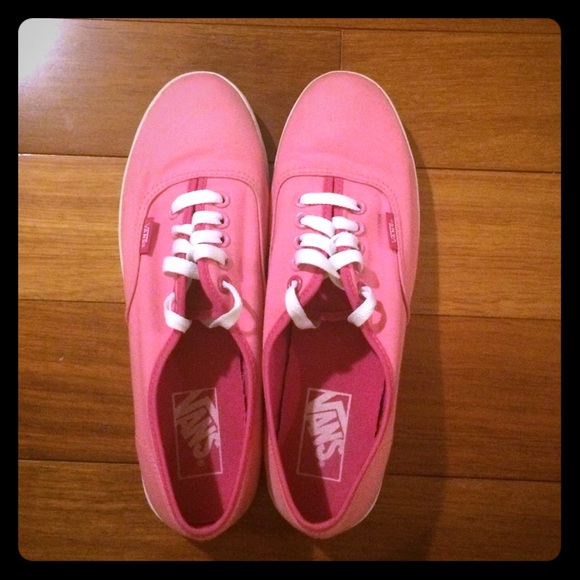 authentic pink vans