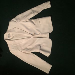 Woman's long sleeve collared suit