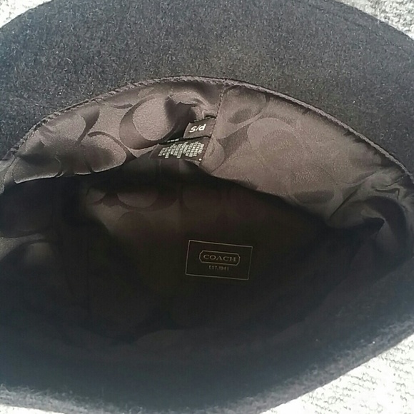 Authentic Coach hat - Picture 3 of 4