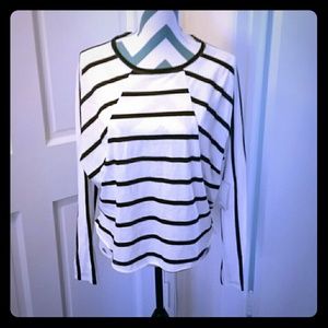 Black and white Volcom long-sleeve