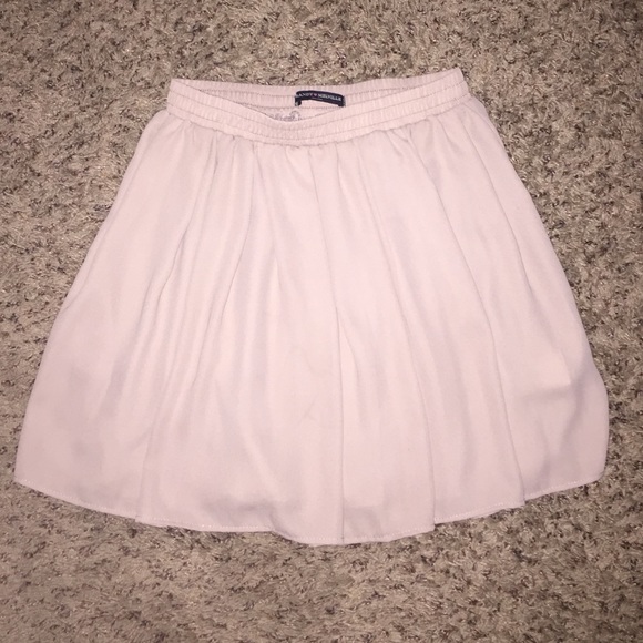 Brandy melville luma skirt