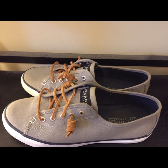 Sperry Women's Seacoast Canvas Sneaker