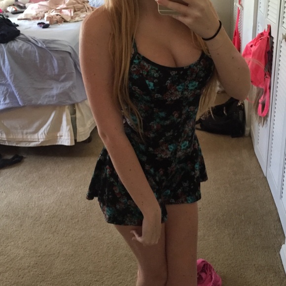 Romper - Picture 2 of 2