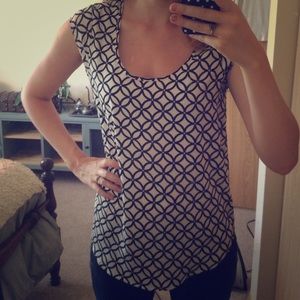 Daniel Rainn geometric top