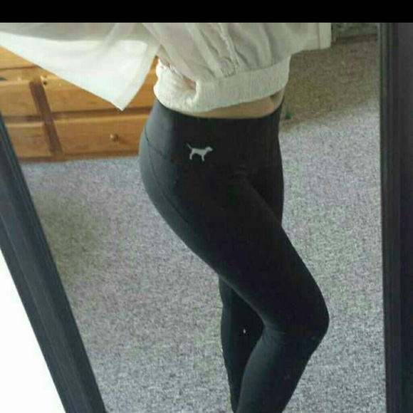 VS PINK YOGA LEGGINGS