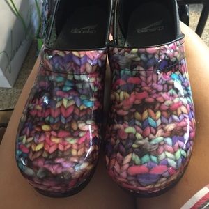 Almost new dansko!!!