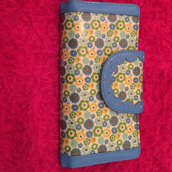 Vera Bradley wallet