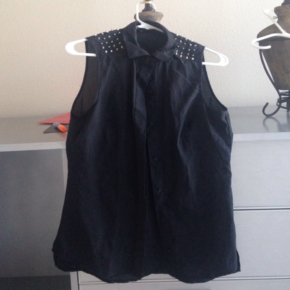 Black blouse