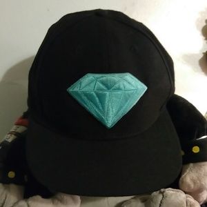 Diamond Snapback