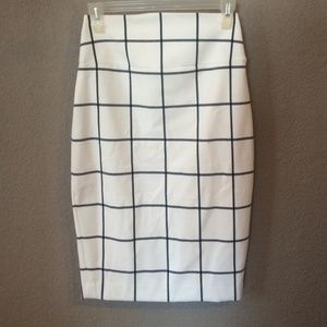 🎀 Office Chic Pencil Skirt 🎀
