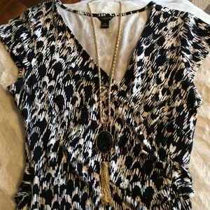 Beautiful Ann Taylor wrap dress
