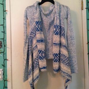 hollister sweater/cardigan