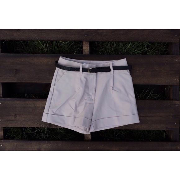 H&M high waist trouser short