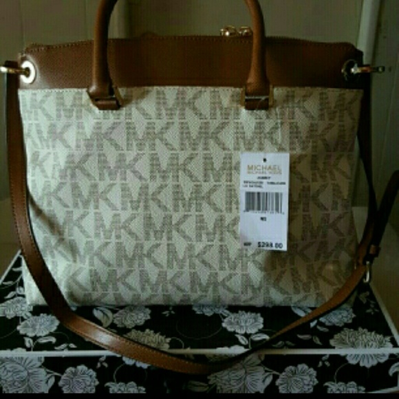 Sold locally to kassie!!! - Picture 2 of 4