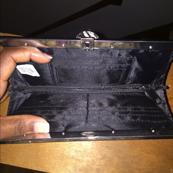 Wallet - Picture 2 of 4