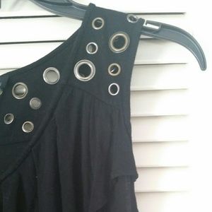 V-neck ruffle tank top