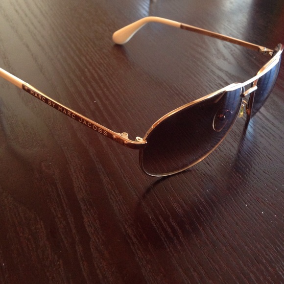 Marc by Marc Jacobs Accessories - Marc Jacobs Aviators!