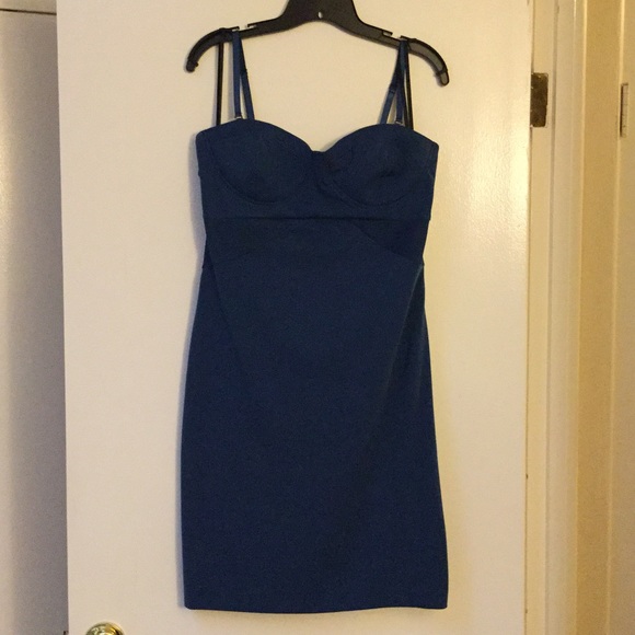 Kardashian Kollection Dress 💥✂️PRICE CUT✂️💥 - Picture 1 of 3