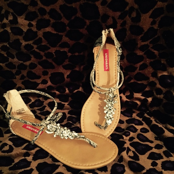 Unionbay sandals