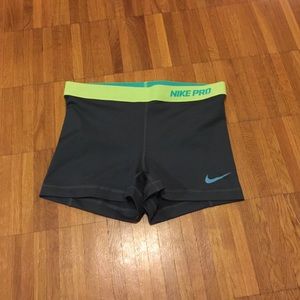 🚫Sold🚫Nike Pro Shorts Size M