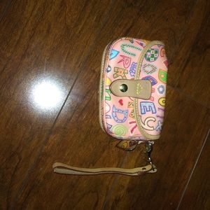 Dooney & Bourke clutch