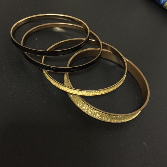 4 piece black & sparkly gold bangle set