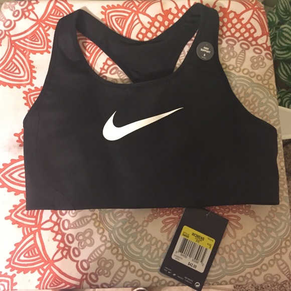 New nike sports bra