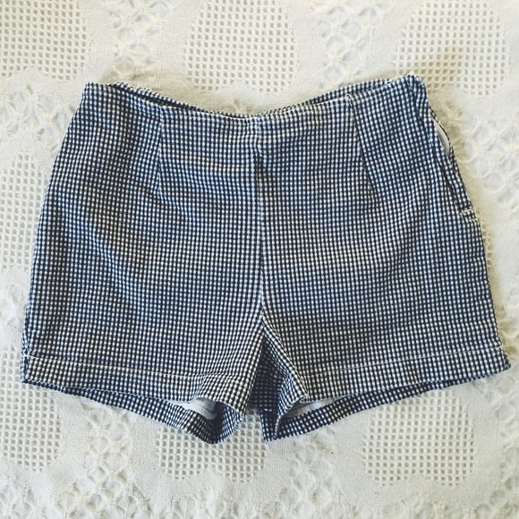 Pants - Vintage high waist gingham tap / pinup shorts