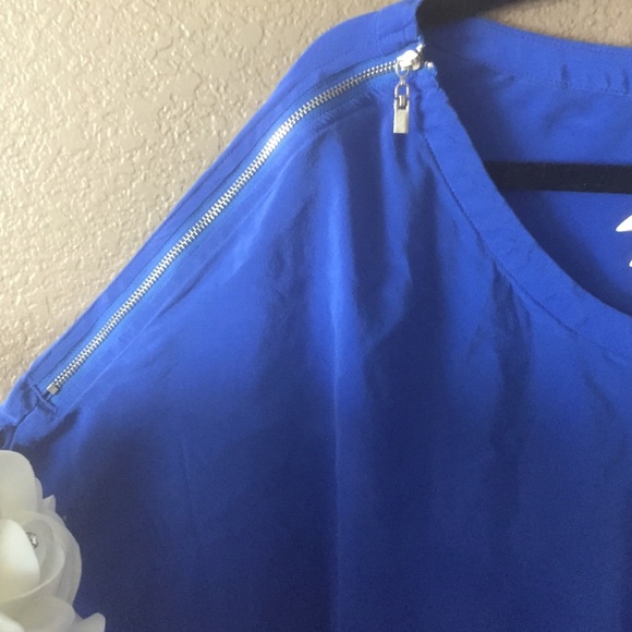 Olive Olivia Royal Blue Blouse - Picture 2 of 4