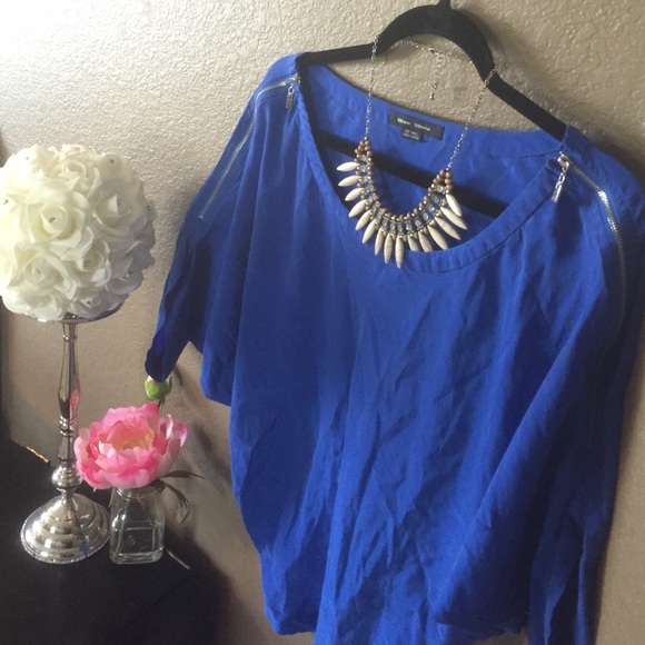 Olive Olivia Royal Blue Blouse - Picture 4 of 4