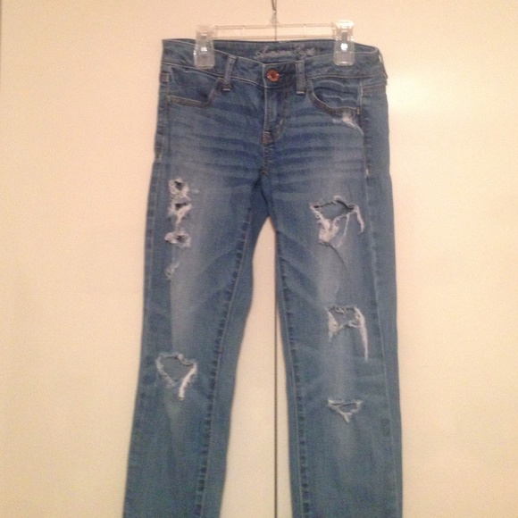 American Eagle Distressed Jeans