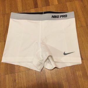 🚫Sold🚫Nike Pro Shorts Size M