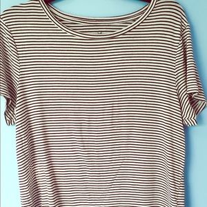 AEO short sleeved shirt! (cute/casual)
