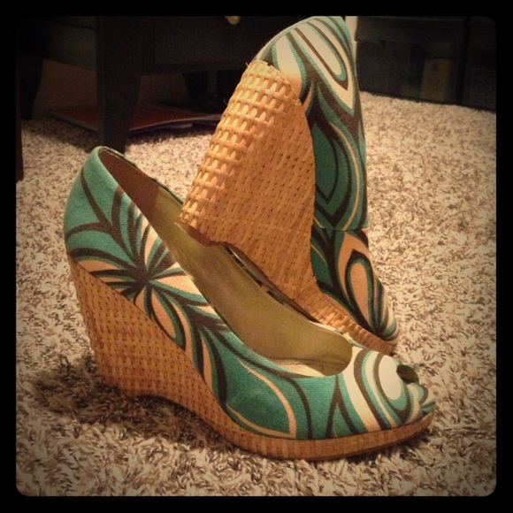 Nine West peep toe wedges