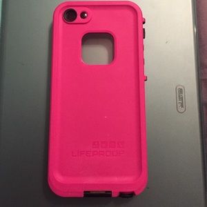 💟iPhone 5 lifeproof case pink & black