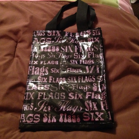 Six Flags lunchbox NWOT