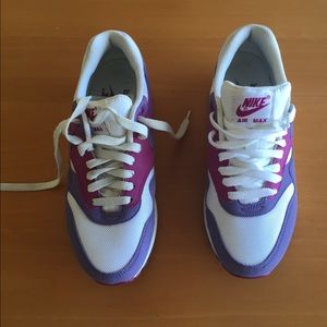 Nike air max 1 women's