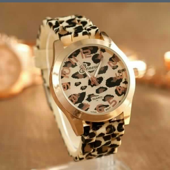 Really nice leopard print watch
