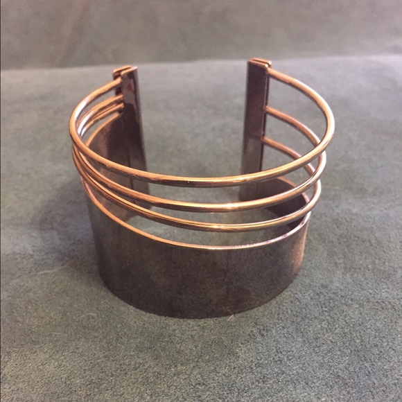 Bracelet - Picture 2 of 2