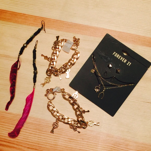 Forever 21 jewelry bundle