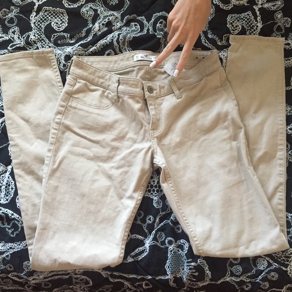 Light Khaki Hollister Jeans