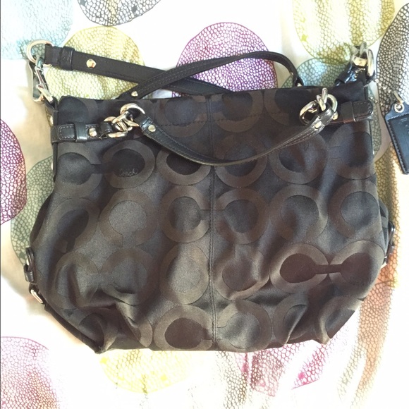 Coach bag w/ purple inside - Picture 1 of 3