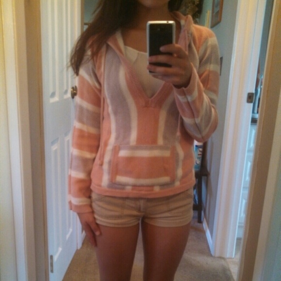 American Eagle Outfitters vneck hoodie